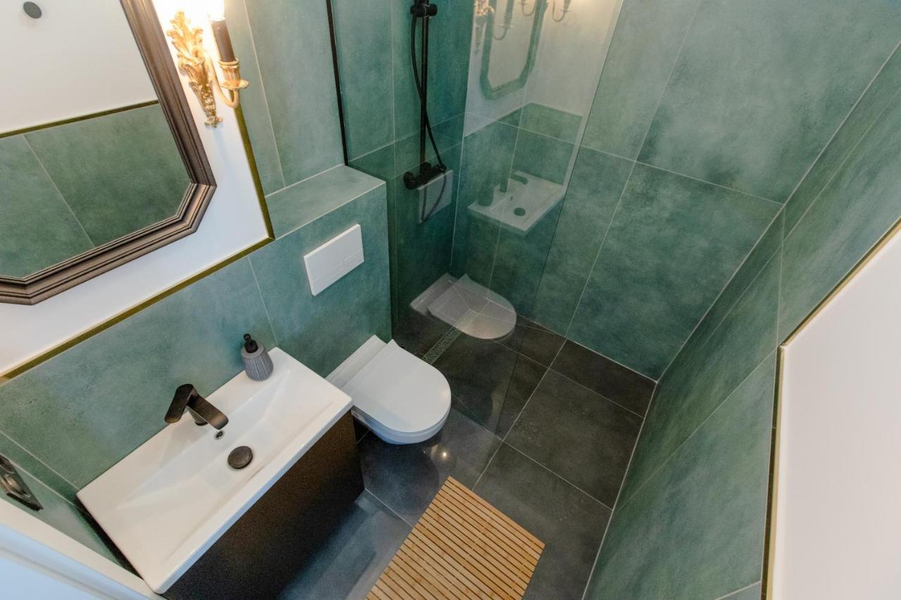 Apartment Bursztynowa 36 *