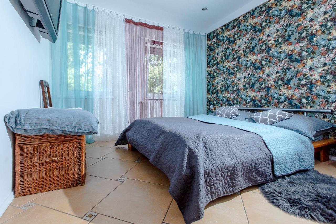 Apartment Bursztynowa 36 *